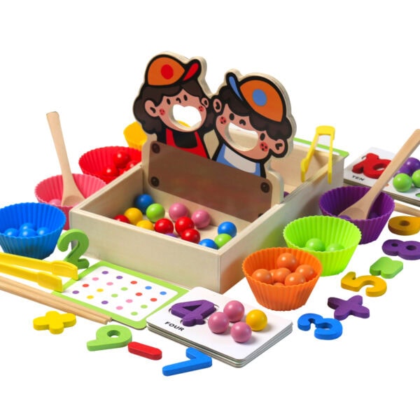 Wooden feeding toys